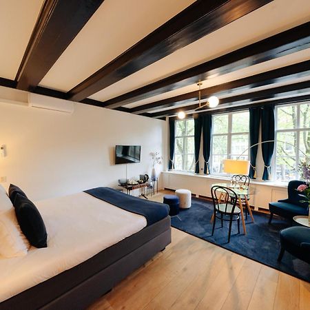 1637: Historic Canal View Suites Амстердам Екстериор снимка