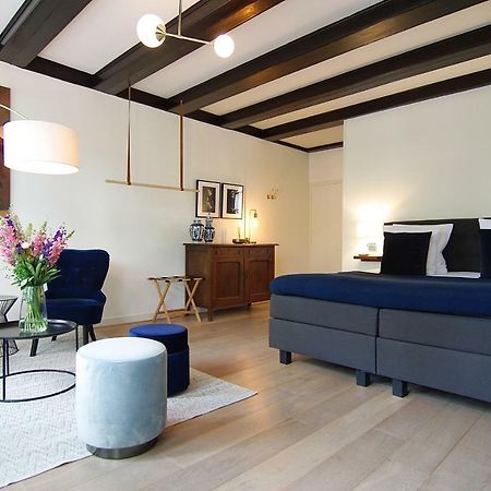 1637: Historic Canal View Suites Амстердам Екстериор снимка