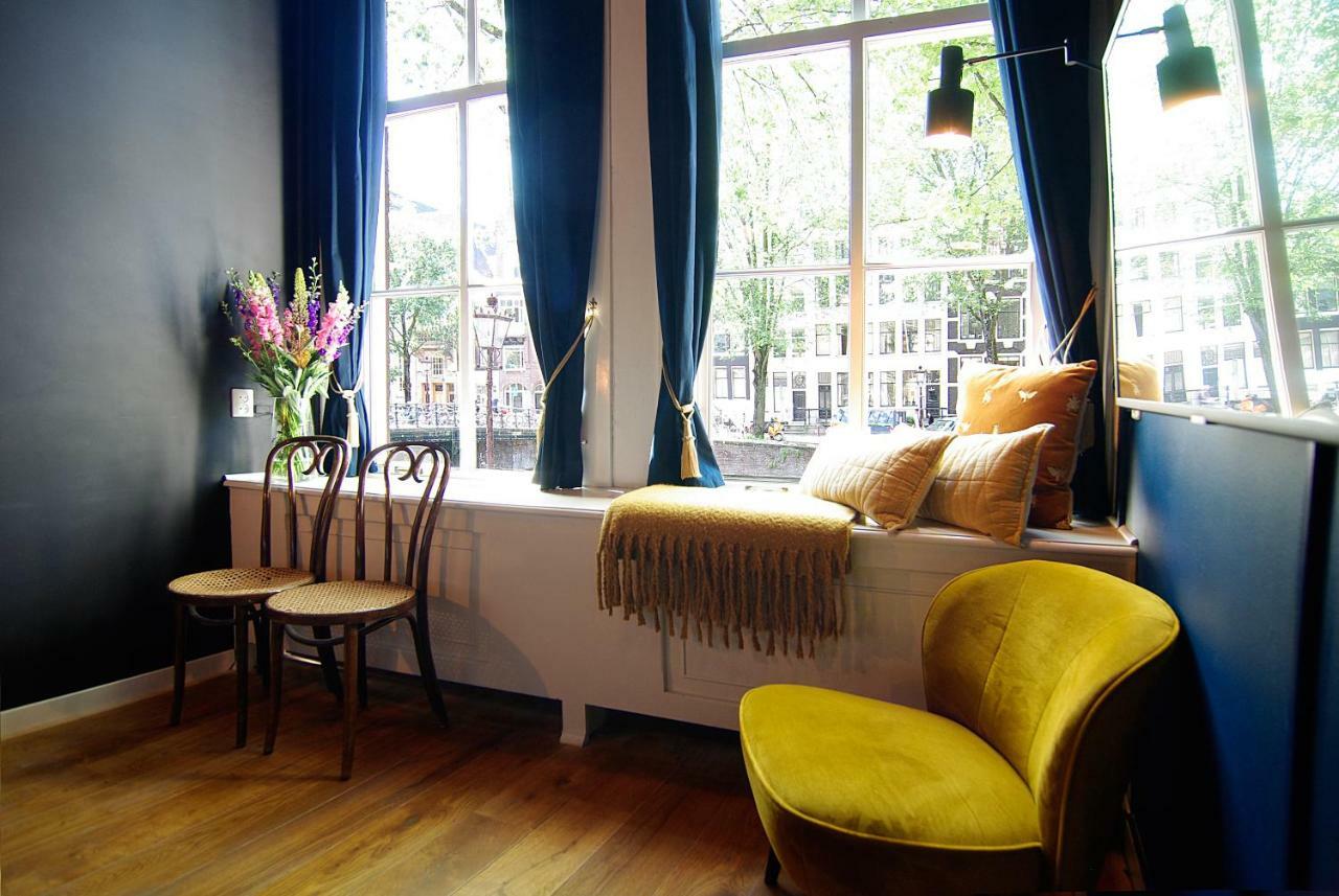 1637: Historic Canal View Suites Амстердам Екстериор снимка