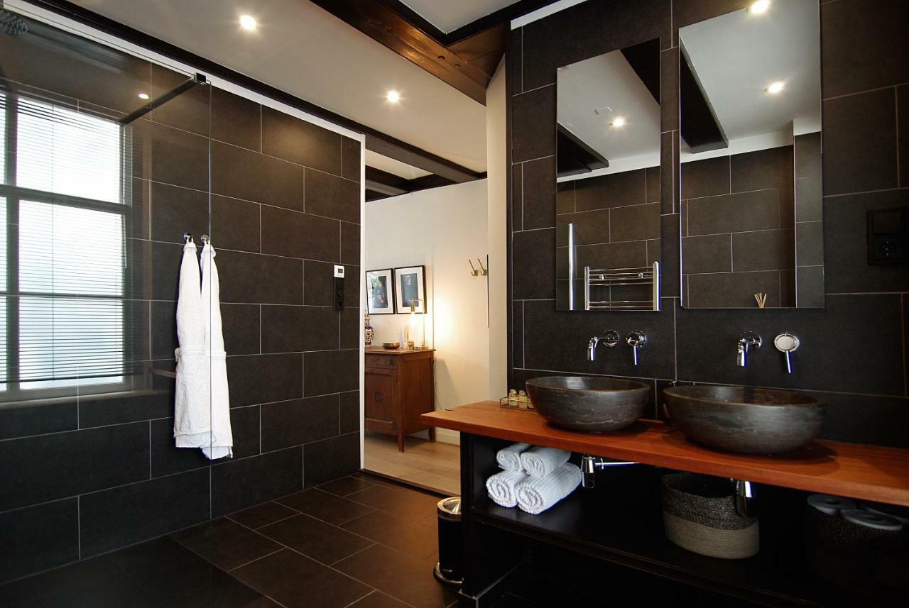 1637: Historic Canal View Suites Амстердам Екстериор снимка